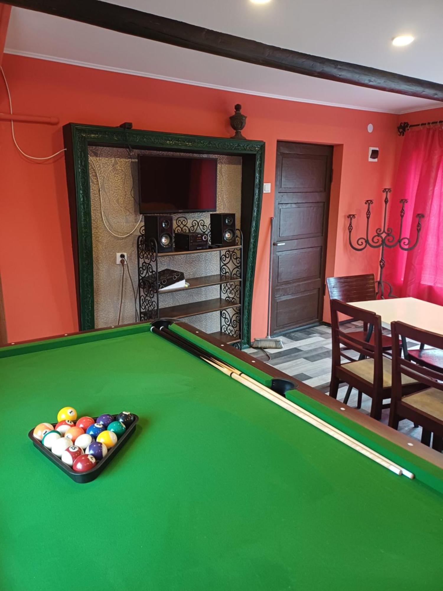 Viesu Nams "Laimes Pakavs" Hotel Straupe Buitenkant foto